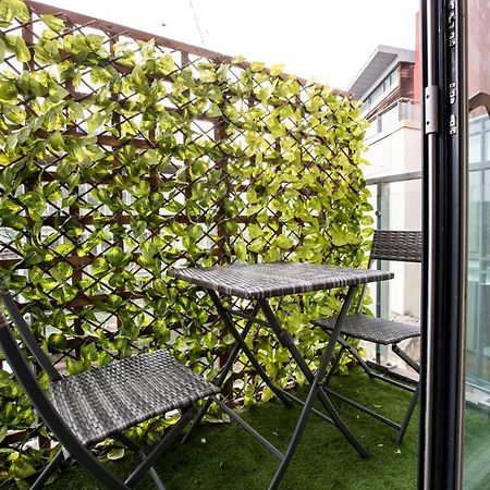 Urban Living'S - The Wren Beautiful City Centre Apartment With Parking 牛津 外观 照片