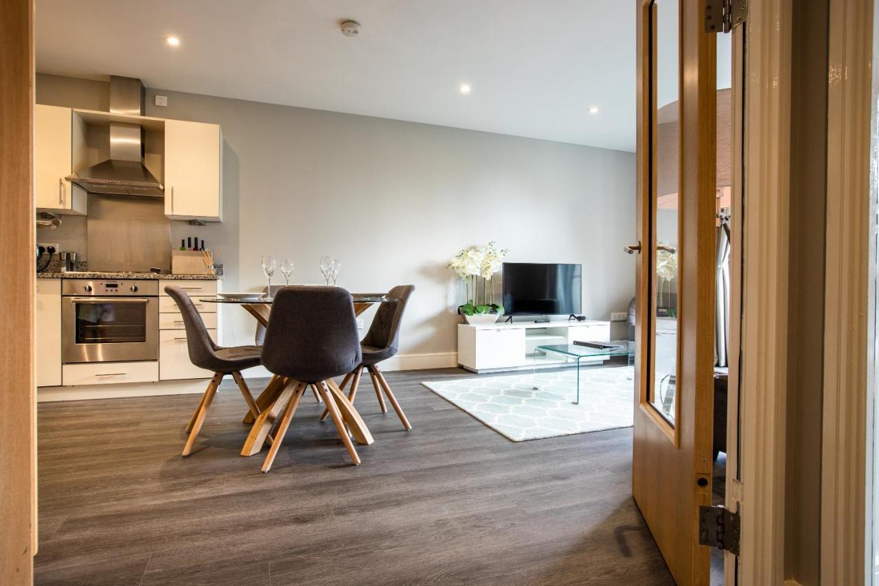 Urban Living'S - The Wren Beautiful City Centre Apartment With Parking 牛津 外观 照片